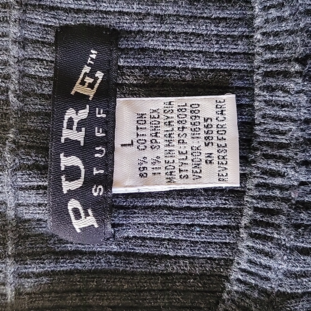 Sweater - Picture 2 of 3